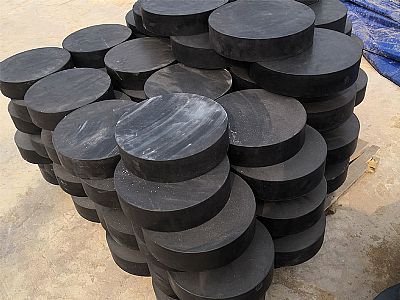建阳区板式橡胶支座由若干层橡胶片与薄钢板经加压硫化